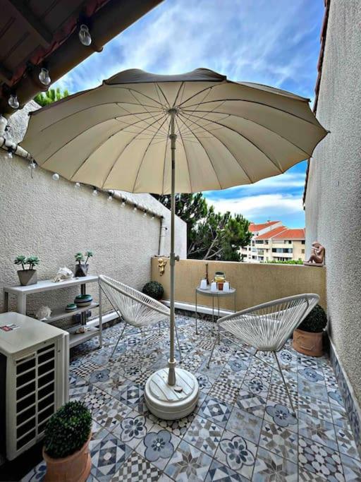 Appartement Vintage 90 M2 Duplex Classe Фрежюс Экстерьер фото